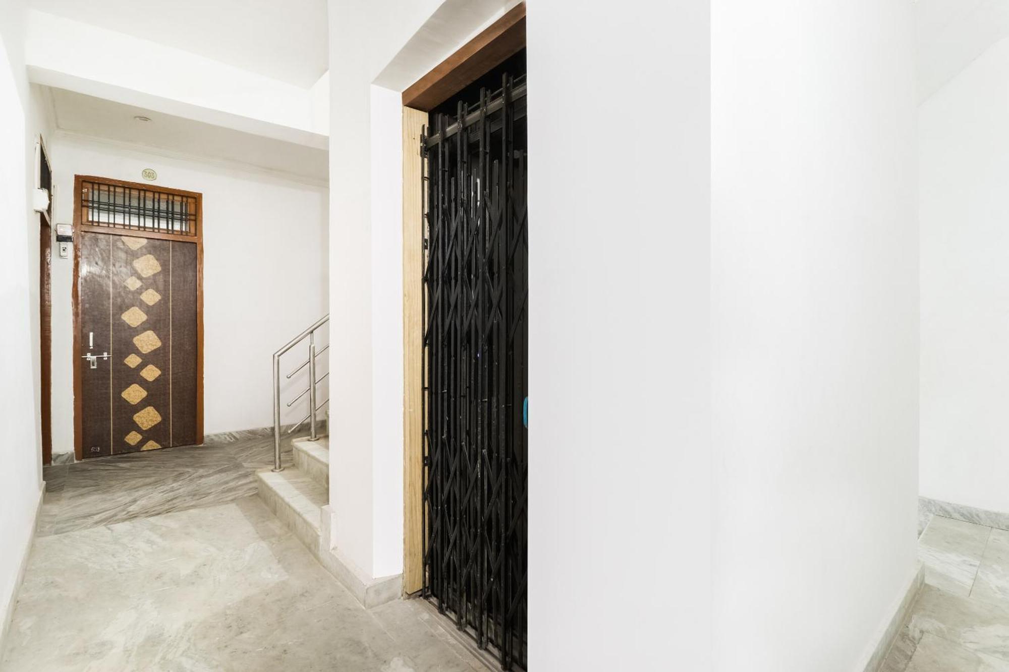 Bhauli Hotel O Kalawati Palace מראה חיצוני תמונה