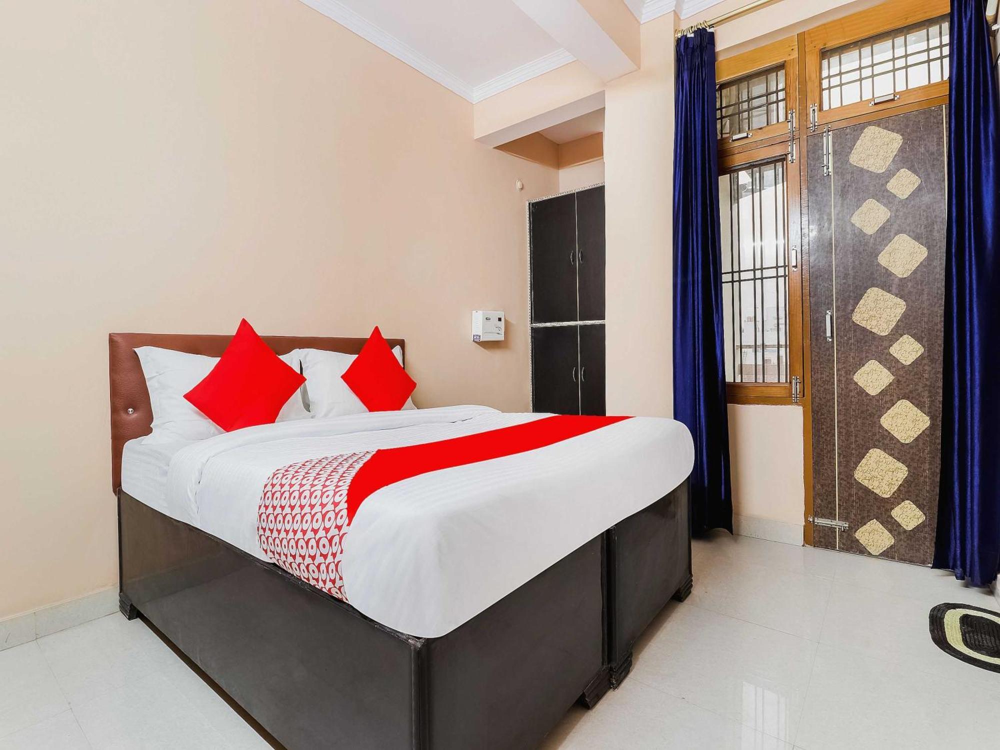 Bhauli Hotel O Kalawati Palace מראה חיצוני תמונה