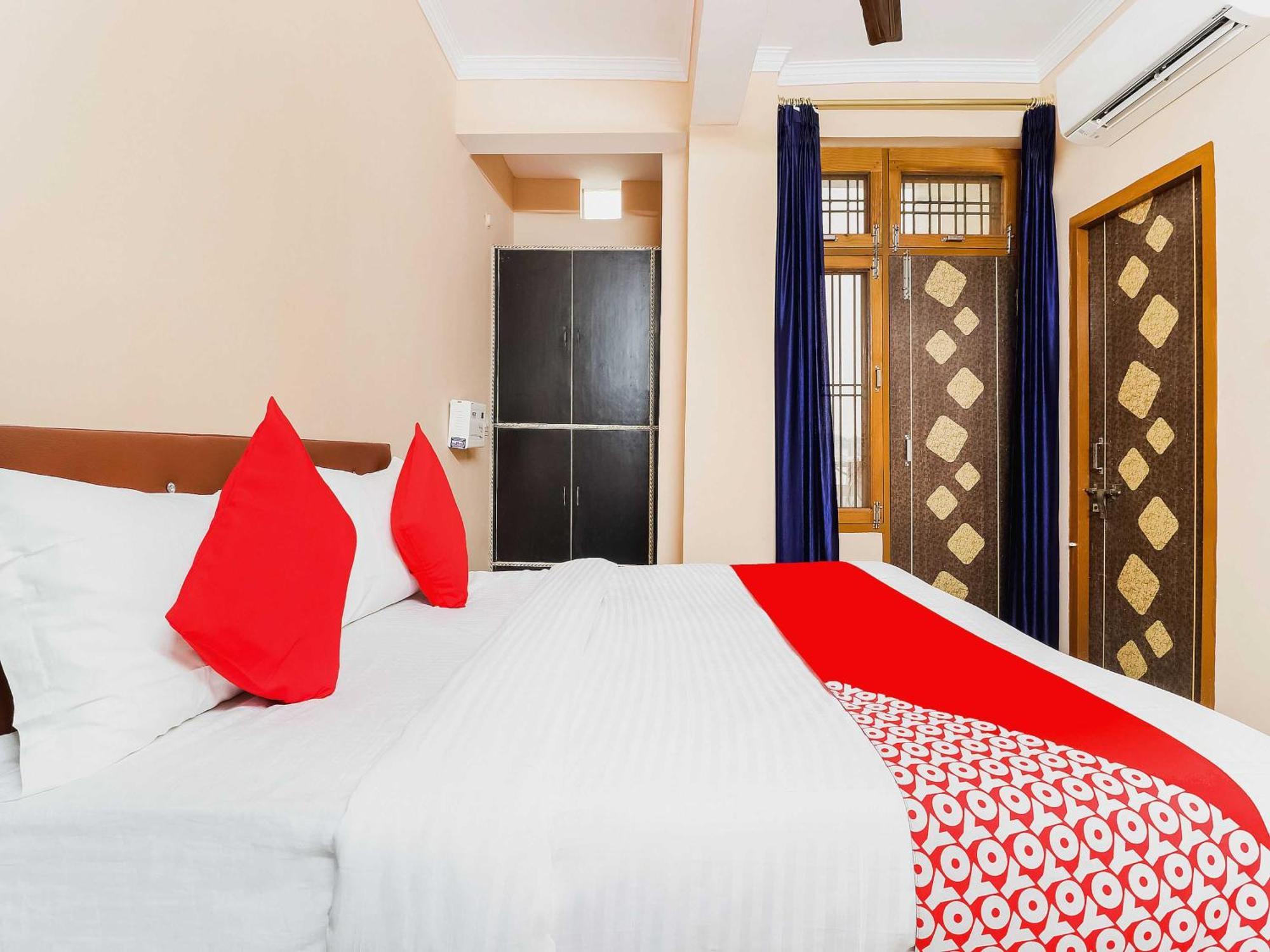 Bhauli Hotel O Kalawati Palace מראה חיצוני תמונה